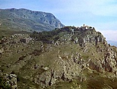 La route de Grasse à Gourdon