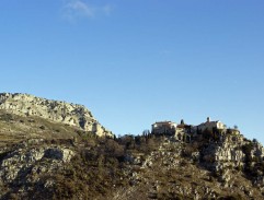 La route de Grasse à Gourdon