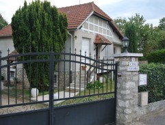 La maison de médecin Léon