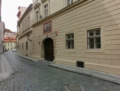 La maison des Montmirail à Paris