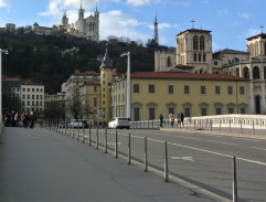 À Lyon