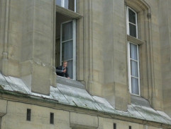 Le juge à la fenêtre