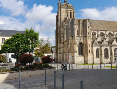 Autour de la cathédrale