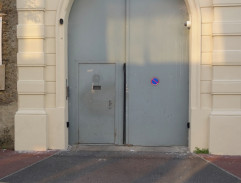 La porte de la prison