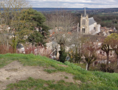 Bill quitte les ruines de l'ancien château