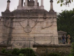 Un cimetière