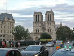 Aldo sur le Pont St. Michel