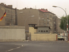 Poste frontière à Berlin-Est