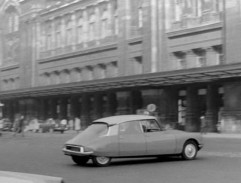 Le taxi arrive à Gare du Nord