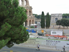 Près du Colisée