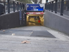 Un garage souterrain
