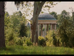 Temple dans les jardins