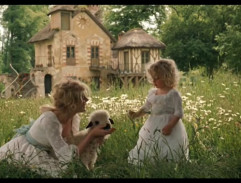Marie-Antoinette dans la prairie