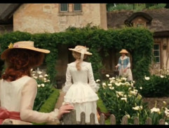 Marie-Antoinette accompagnée de ses amies