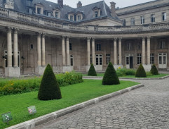 Cour de la commandature