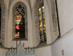 Jeanne dans la chapelle