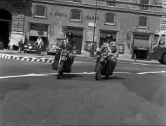 Une garde à moto