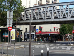 Le commissaire va arrêter le tueur